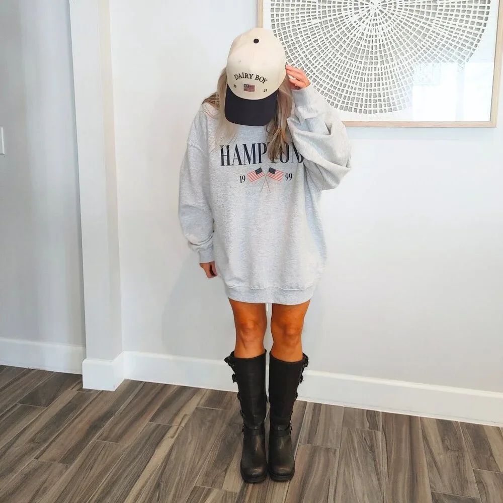 NWT Hamptons American Flag Sweatshirt